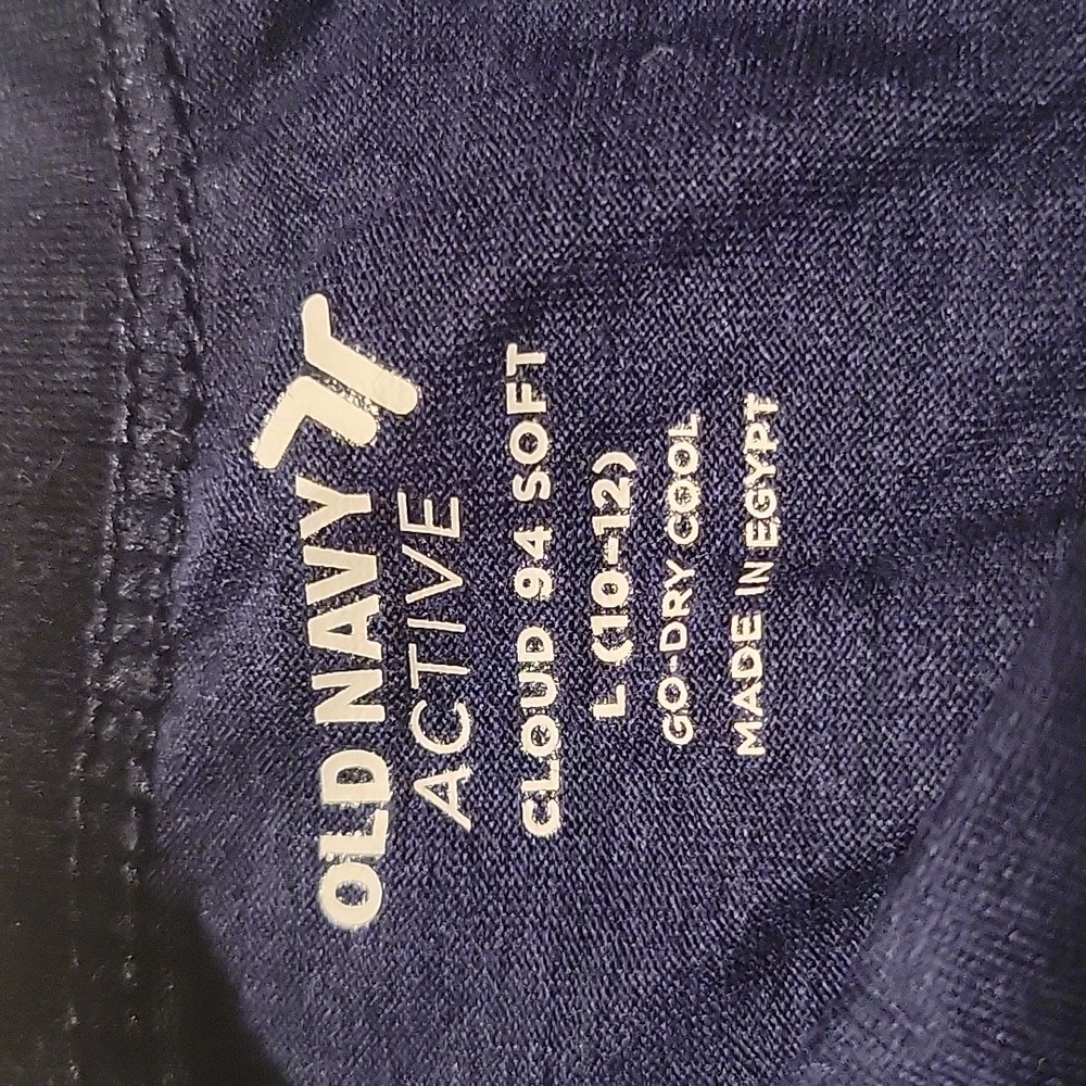 Old Navy Active Long Sleeve Tee - Picture 2 of 2